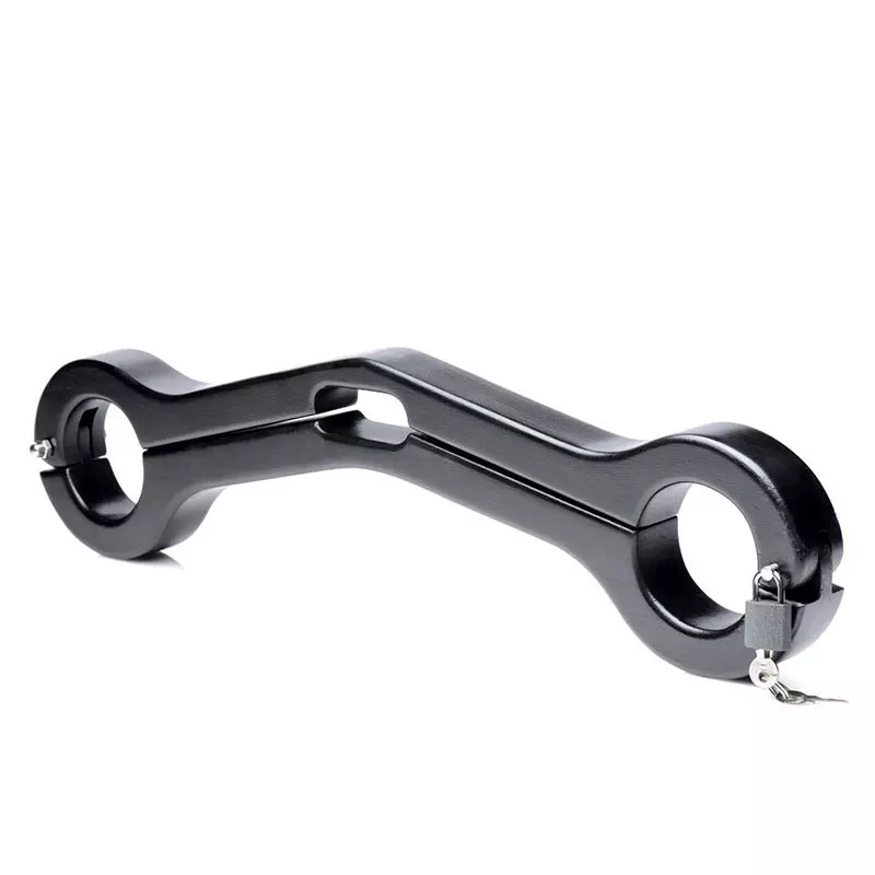 Rimba Tire Testicules En Bois - Scrotum Pillory 3 Rimba Tire Testicules En Bois - Scrotum Pillory - Image 3