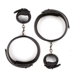 Kit D'attache BDSM Poignet Et Cuisses - EasyToys